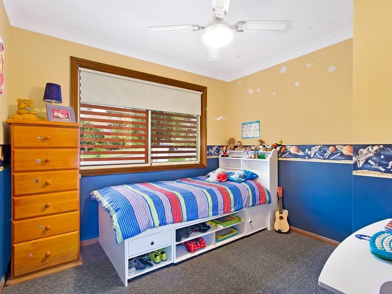 39 Henry Parkes Drive, Berkeley Vale NSW 2261