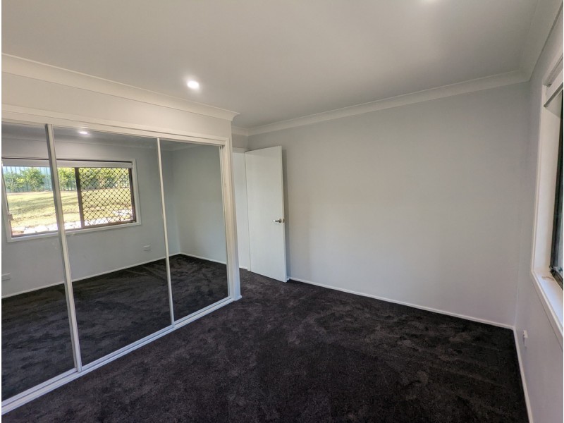 24 Rays Road, Bateau Bay NSW 2261