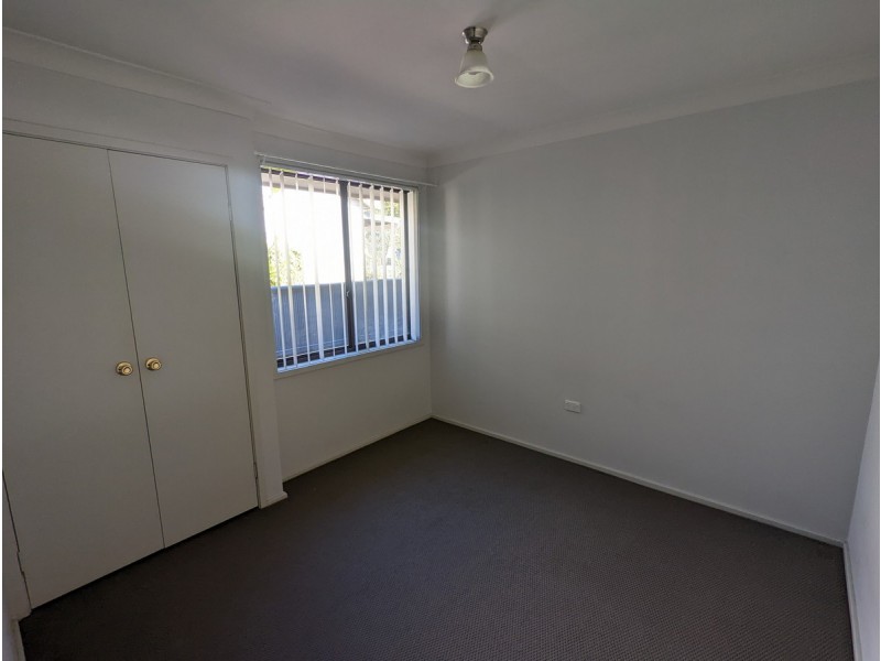 55 Sierra Avenue, Bateau Bay NSW 2261