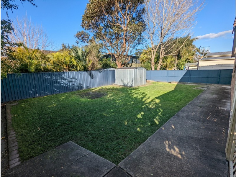 55 Sierra Avenue, Bateau Bay NSW 2261