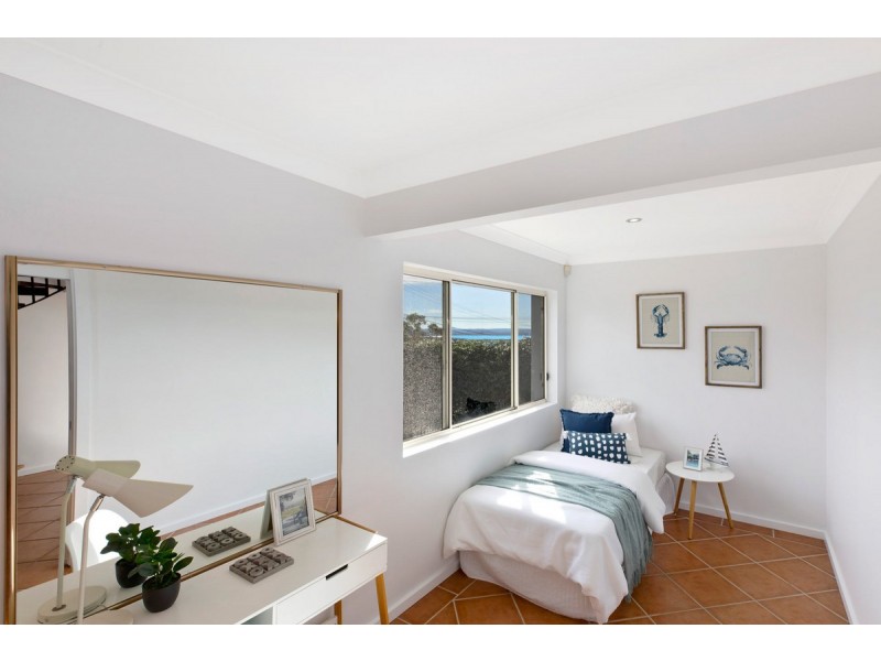 24 Kipling Drive, Bateau Bay NSW 2261