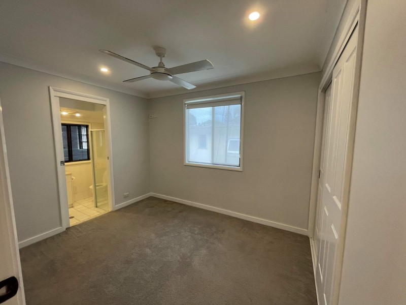 81 Kerry Crescent, Berkeley Vale NSW 2261