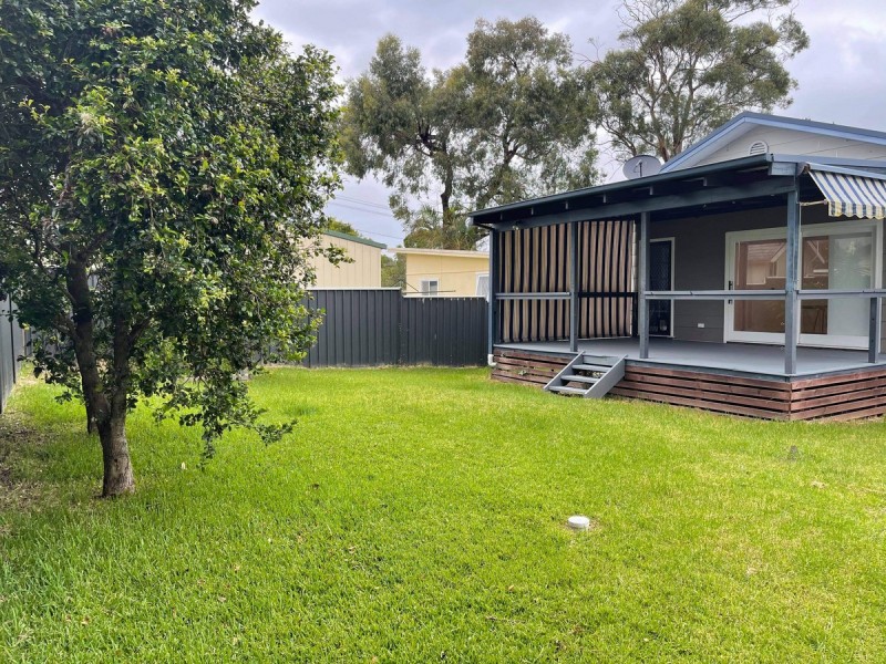 81 Kerry Crescent, Berkeley Vale NSW 2261