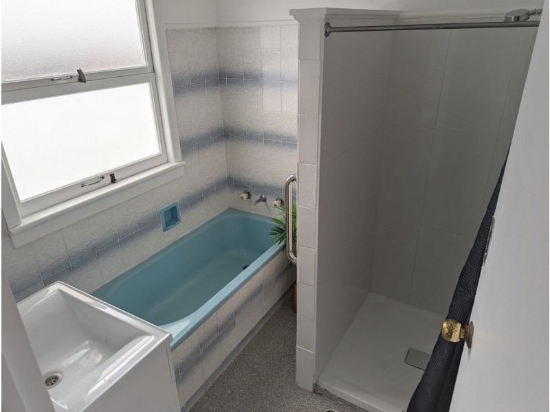 1/6 Parkside, Bateau Bay NSW 2261