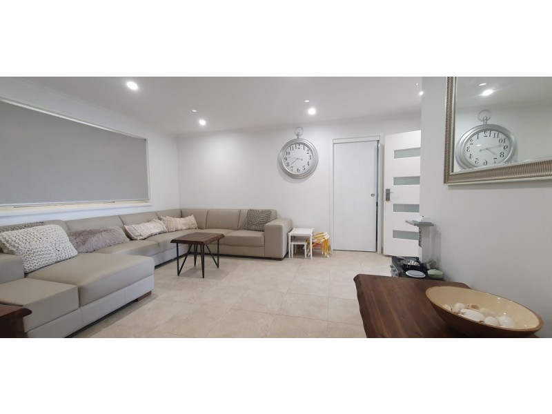 24 Bolton Street, Bateau Bay NSW 2261