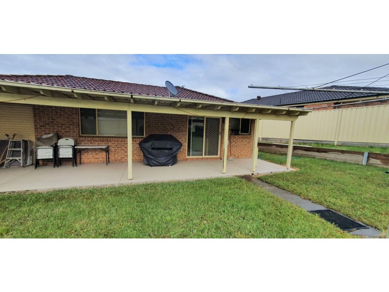 24 Bolton Street, Bateau Bay NSW 2261