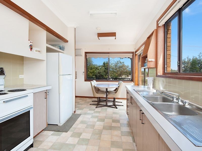 130 Swadling Street, Toowoon Bay NSW 2261