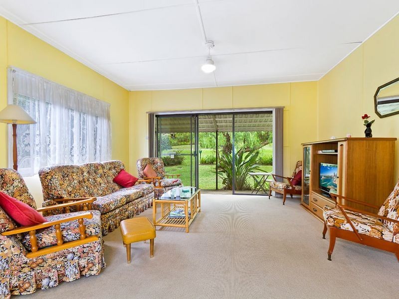 18 Norahview Street, Bateau Bay NSW 2261