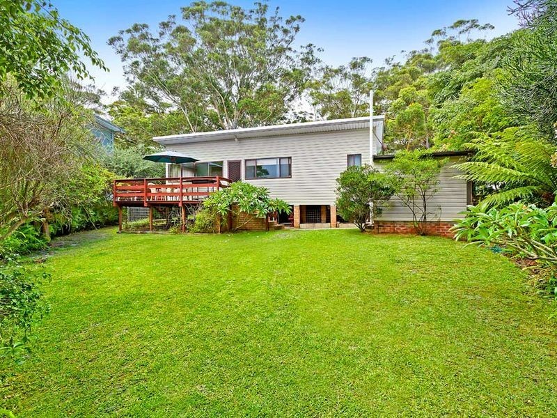 18 Norahview Street, Bateau Bay NSW 2261