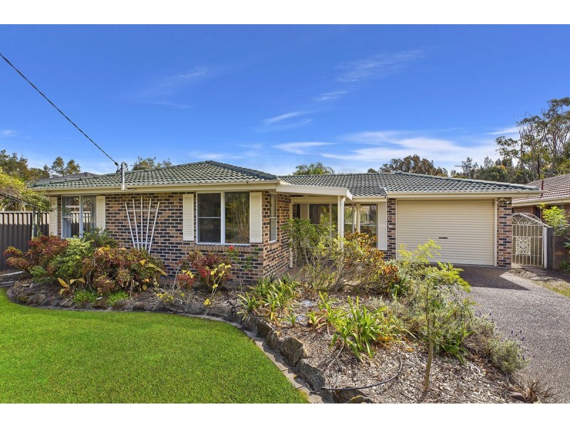 2 Compass Close, Bateau Bay NSW 2261