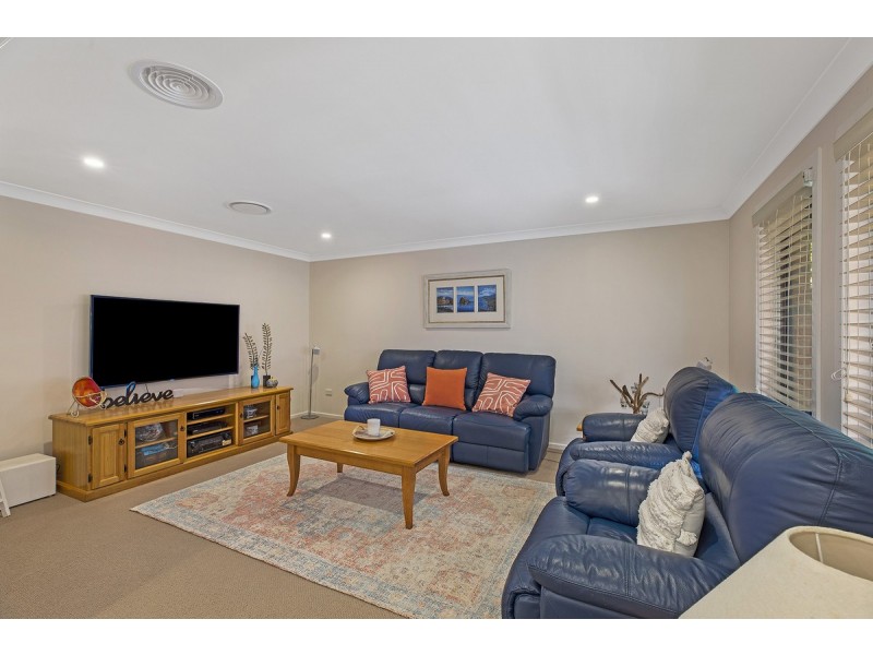 15 Burrawong Street, Bateau Bay NSW 2261