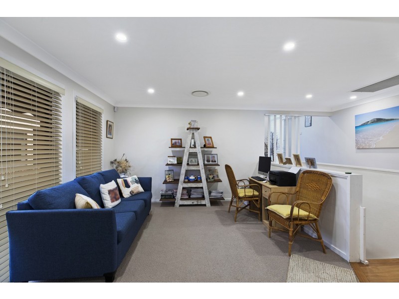 15 Burrawong Street, Bateau Bay NSW 2261