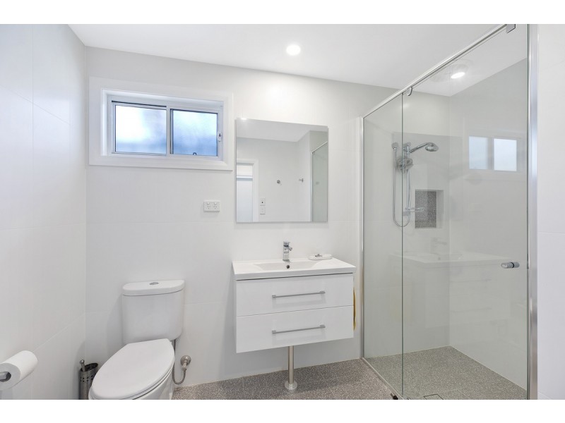 15 Burrawong Street, Bateau Bay NSW 2261