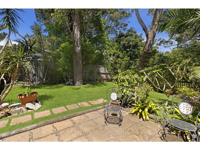 15 Burrawong Street, Bateau Bay NSW 2261