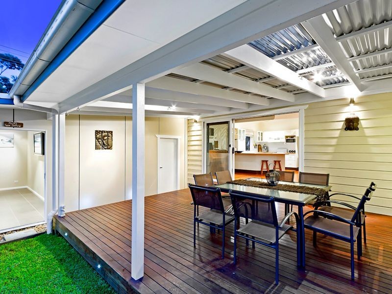 1 Barry Street, Bateau Bay NSW 2261