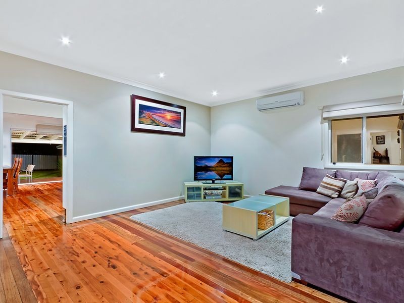 1 Barry Street, Bateau Bay NSW 2261