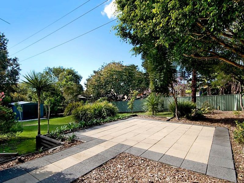 2 Grandis Place, Bateau Bay NSW 2261