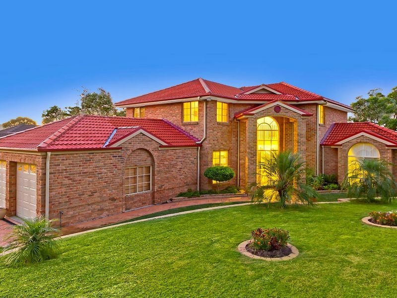 15 Passage Road, Bateau Bay NSW 2261