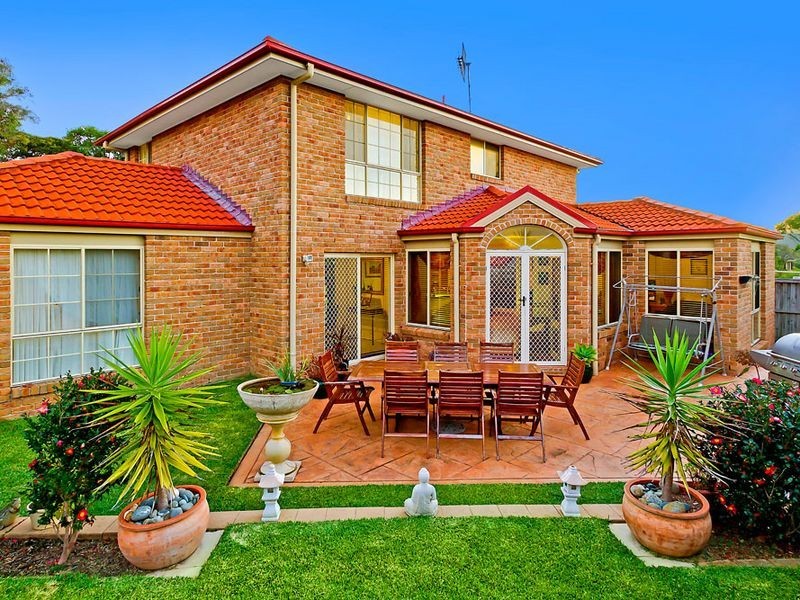 15 Passage Road, Bateau Bay NSW 2261