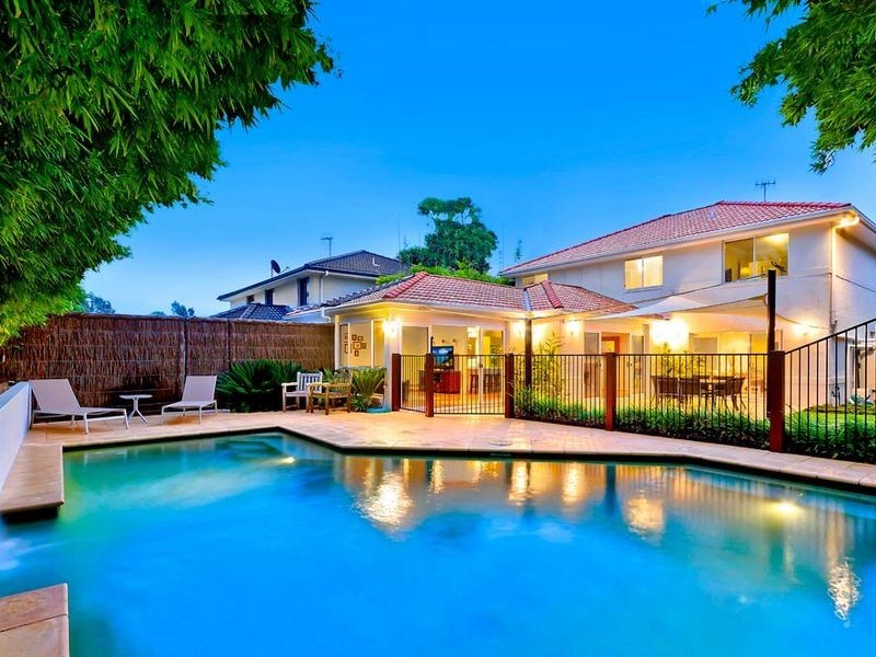 17 Bataan Circuit, Bateau Bay NSW 2261