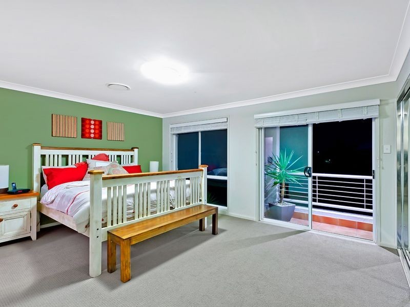 17 Bataan Circuit, Bateau Bay NSW 2261