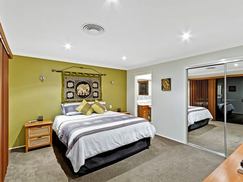 21 Point Street, Bateau Bay NSW 2261
