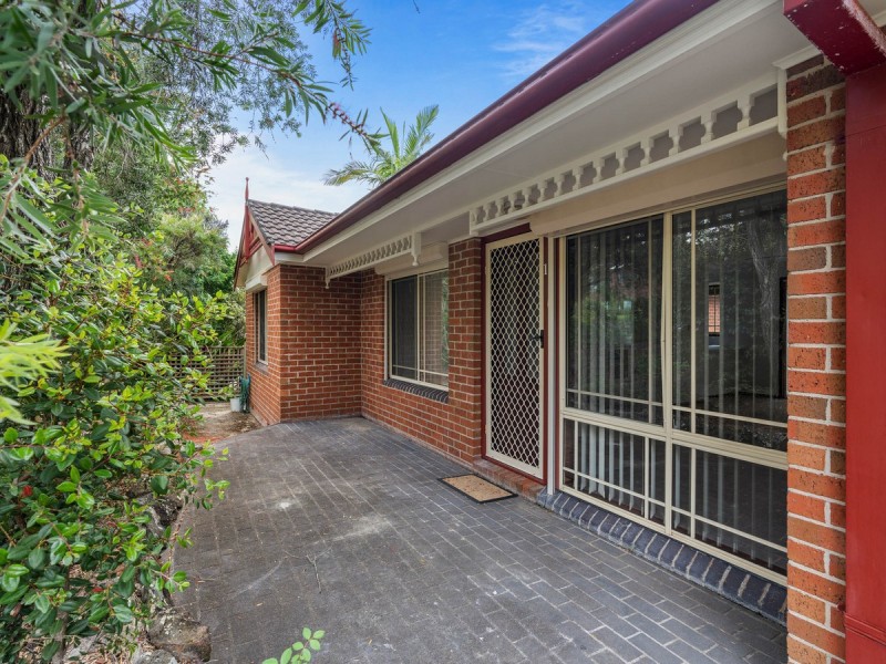 1/2 Dunning Avenue, Bateau Bay NSW 2261