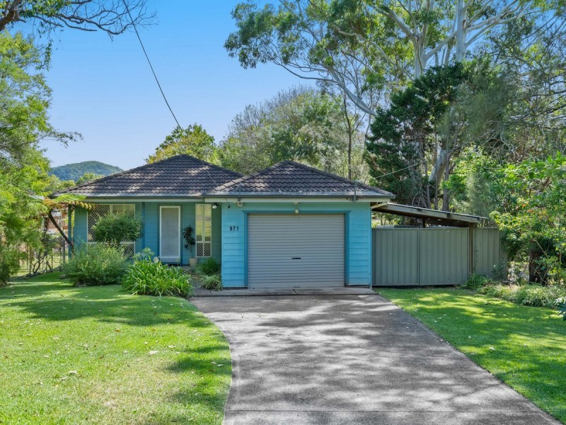 971 The Entrance Road, Forresters Beach NSW 2260
