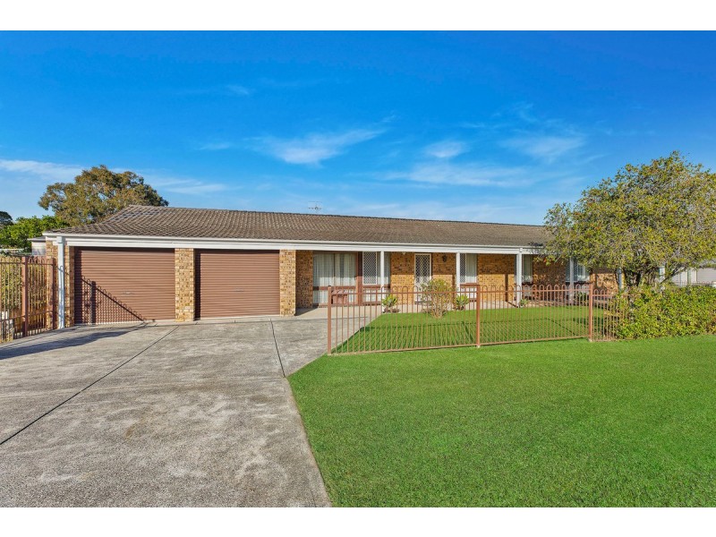 2 Ithaca Street, Bateau Bay NSW 2261