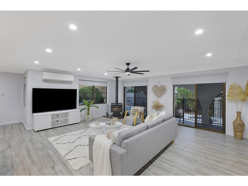 10 Yulong Street, Bateau Bay NSW 2261