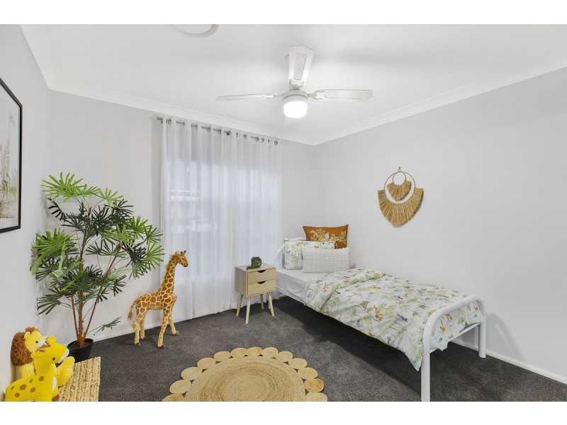 10 Yulong Street, Bateau Bay NSW 2261