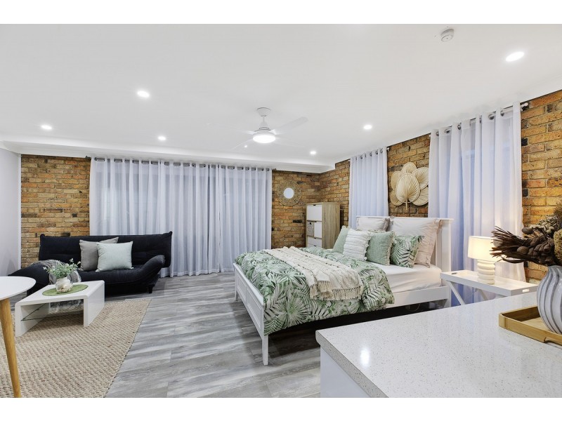 10 Yulong Street, Bateau Bay NSW 2261