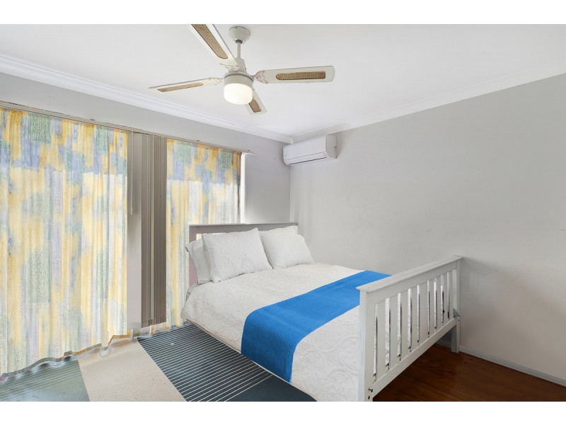 33 Valley View Road, Bateau Bay NSW 2261