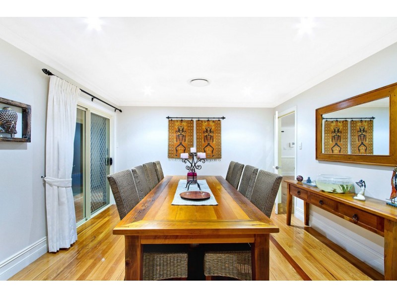 12 Bataan Circuit, Bateau Bay NSW 2261