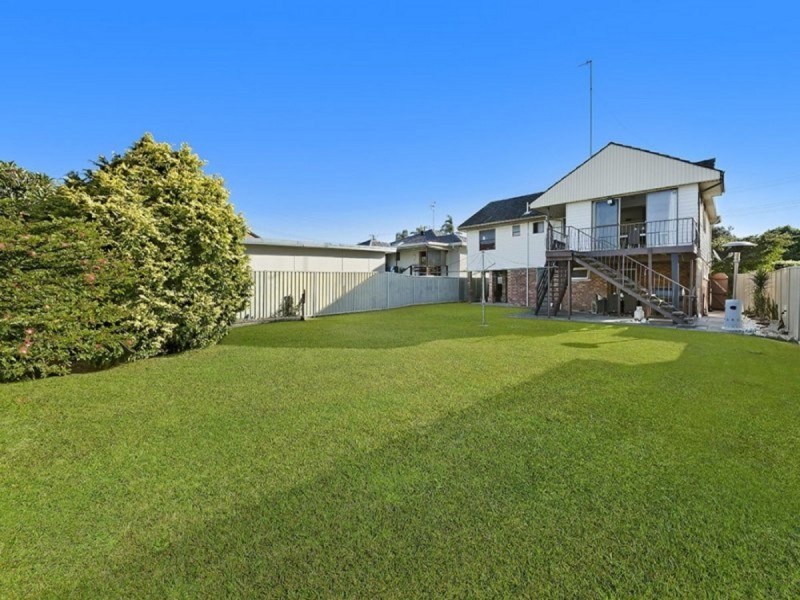 80 Bay Road, Blue Bay NSW 2261