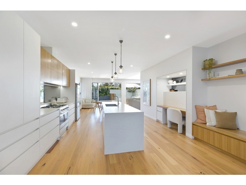 28 Keats Avenue, Bateau Bay NSW 2261