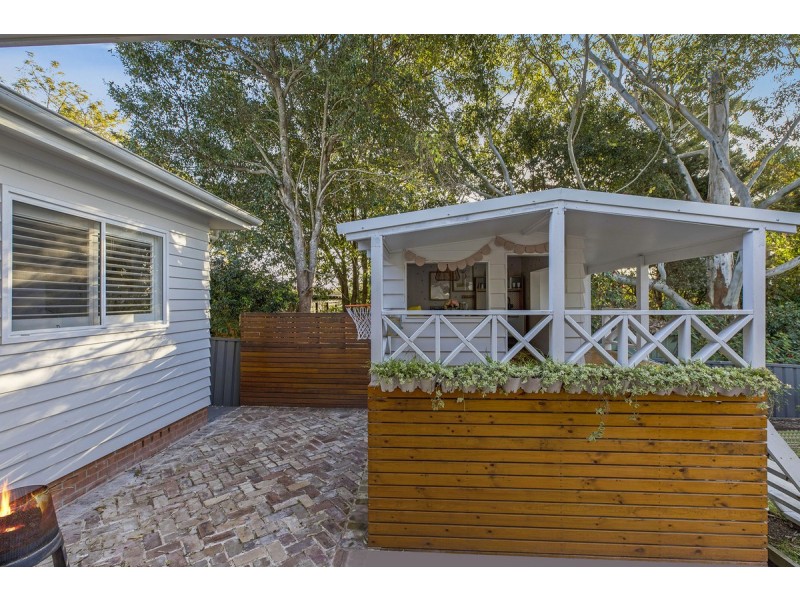 28 Keats Avenue, Bateau Bay NSW 2261