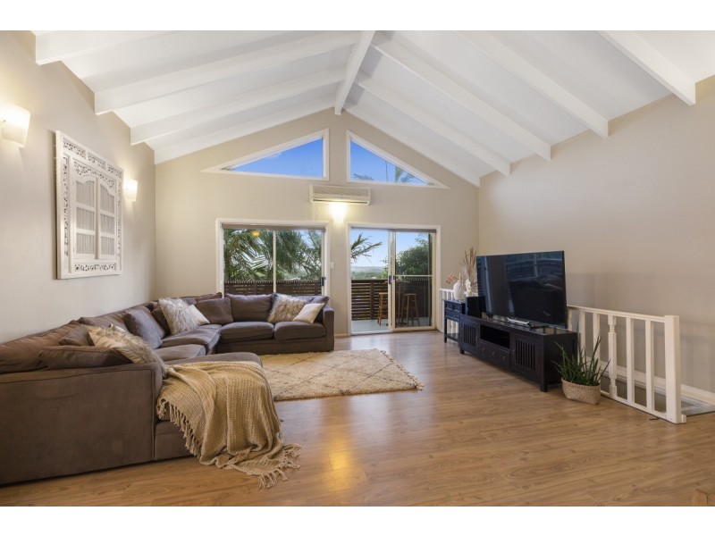 1/30 Morley Avenue, Bateau Bay NSW 2261