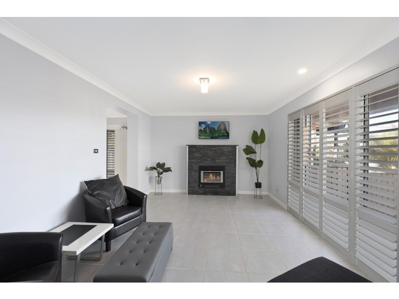 40 Valley View Road, Bateau Bay NSW 2261