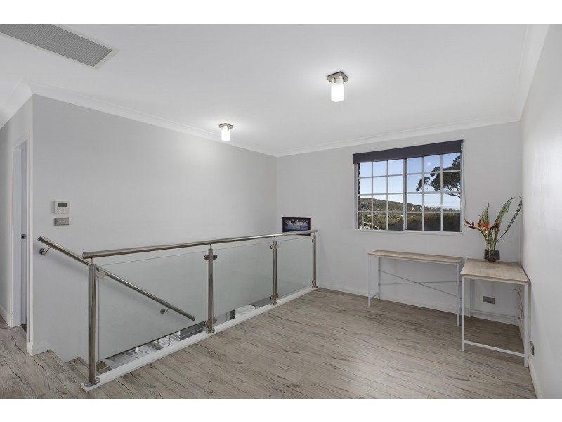40 Valley View Road, Bateau Bay NSW 2261