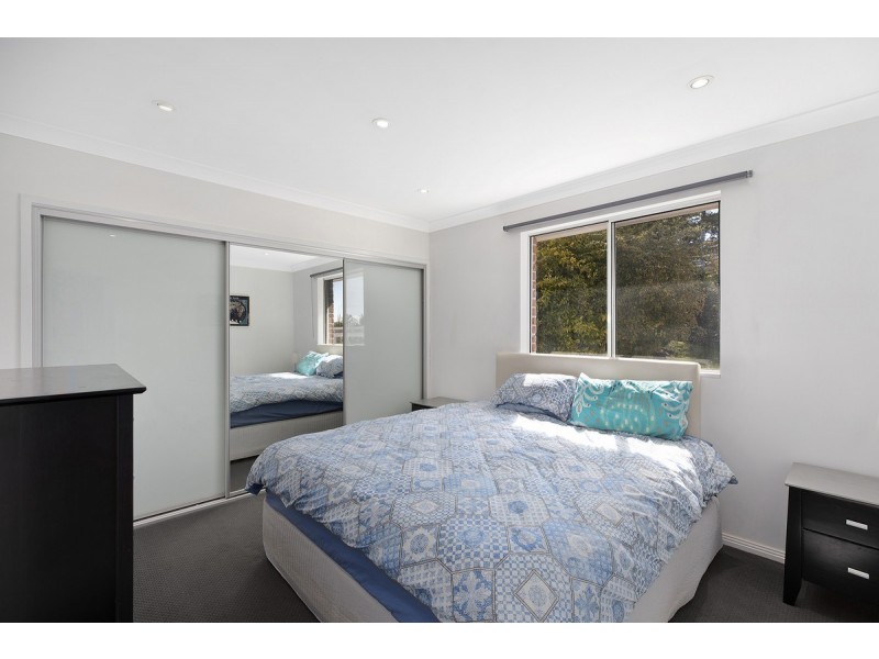 40 Valley View Road, Bateau Bay NSW 2261