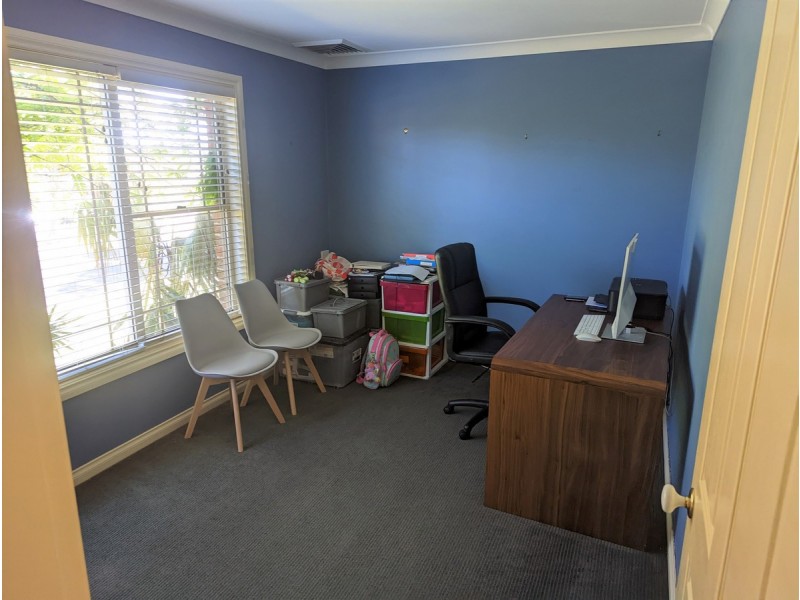 9 Parklands Close, Bateau Bay NSW 2261