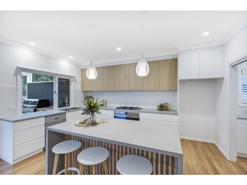 61 Geoffrey Road, Chittaway Point NSW 2261