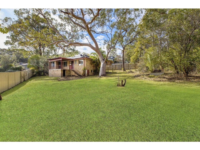 33 Berne Street, Bateau Bay NSW 2261