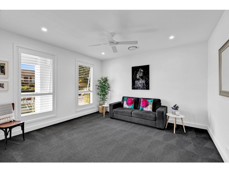 17 Coogee Avenue, The Entrance North NSW 2261