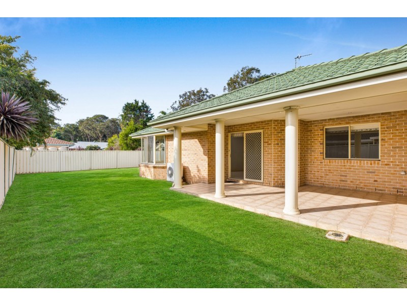 4 Yakalla Street, Shelly Beach NSW 2261