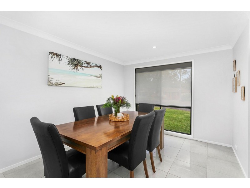 2 Belshaw Place, Bateau Bay NSW 2261