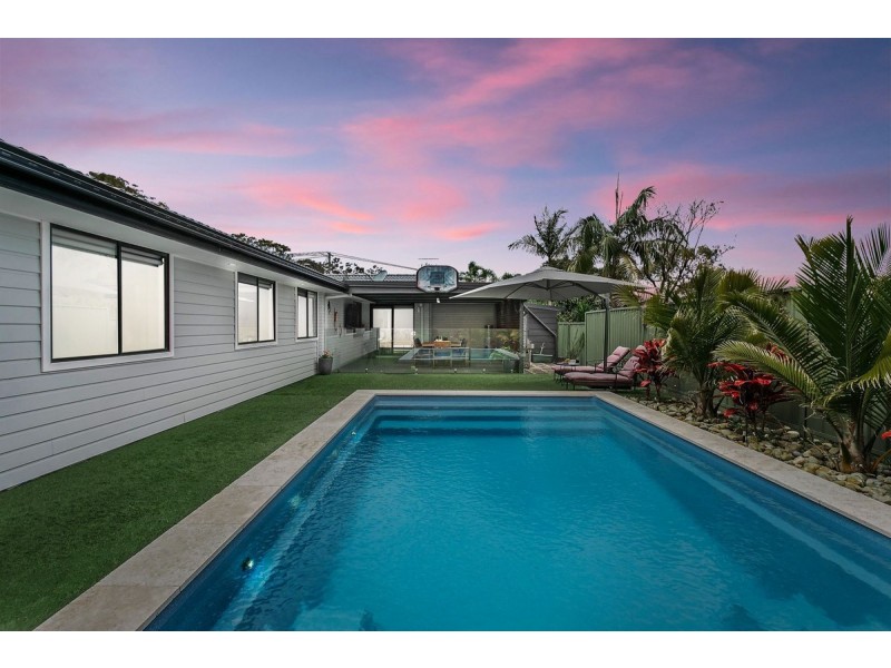 2 Belshaw Place, Bateau Bay NSW 2261