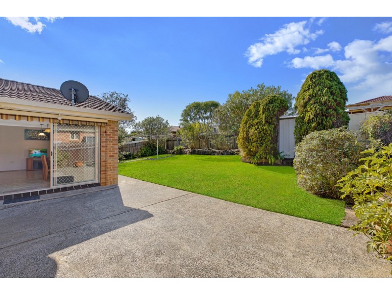 184 Cresthaven Avenue, Bateau Bay NSW 2261