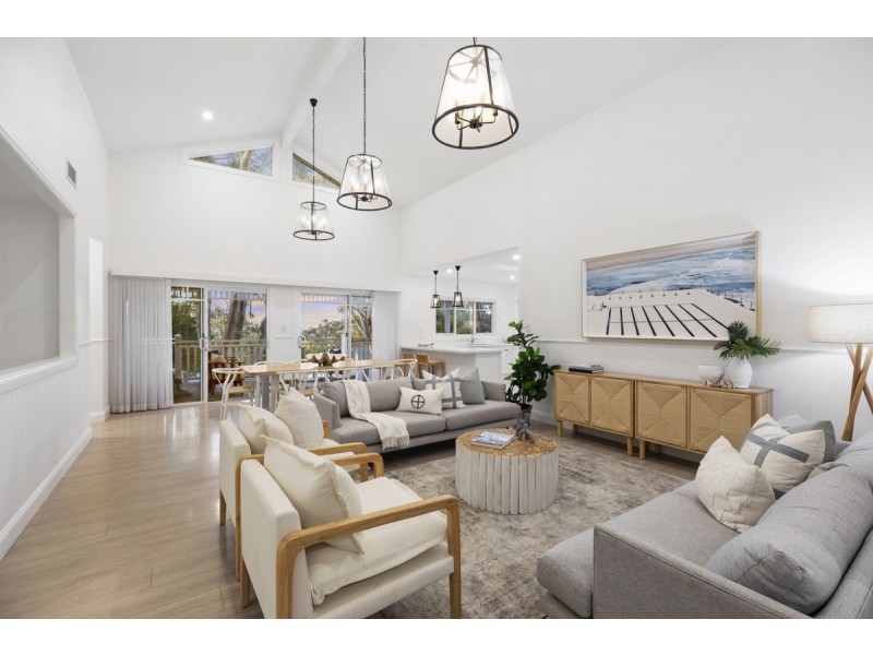 17 Burrawong Street, Bateau Bay NSW 2261